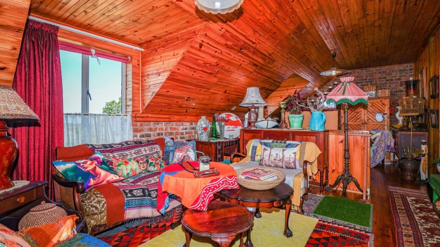 6 Bedroom Property for Sale in Mossel Bay Rural Western Cape